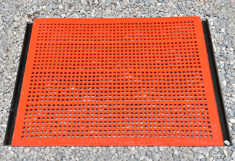 Tamis de polyuréthane à tension