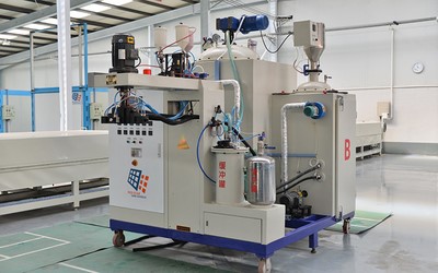 Atelier pour crible en polyuréthane et toile de criblage anticolmatante