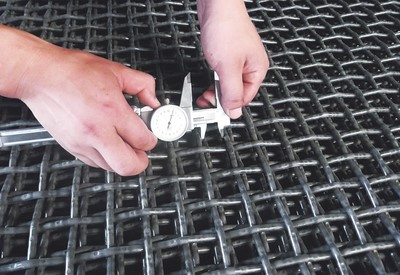 Mesure de l'ouverture du crible